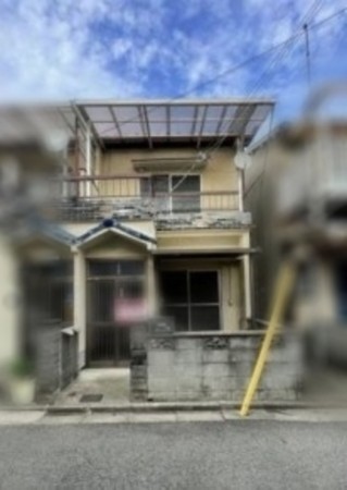 和泉市富秋町、中古一戸建ての画像です