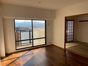 和泉市のぞみ野、マンションの画像です