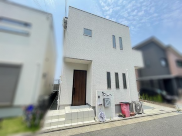 和泉市唐国町、中古一戸建ての画像です