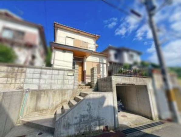 和泉市山荘町、中古一戸建ての画像です