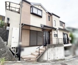 和泉市万町、中古一戸建ての画像です