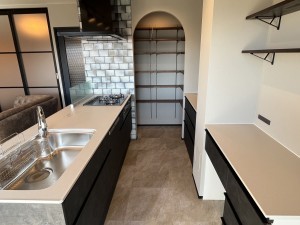 和泉市小田町、マンションのキッチン画像です