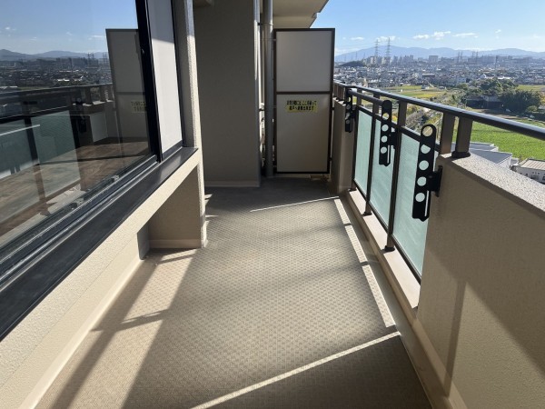 和泉市小田町、マンションのバルコニー画像です