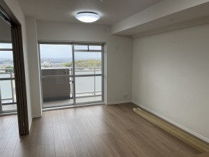 和泉市伏屋町、マンションの画像です