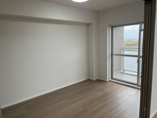 和泉市伏屋町、マンションの画像です