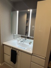 和泉市伏屋町、マンションの画像です