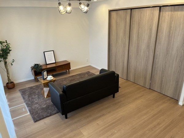 和泉市伏屋町、マンションの画像です