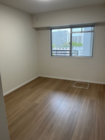 和泉市伏屋町、マンションの画像です