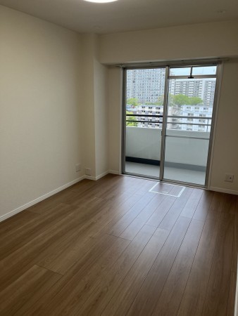 和泉市伏屋町、マンションの画像です