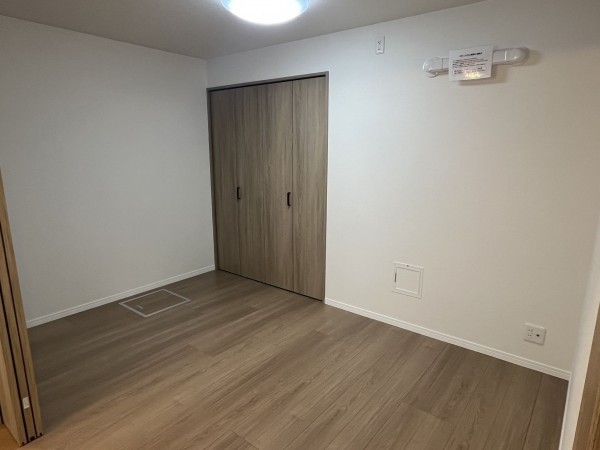 和泉市伏屋町、マンションの画像です