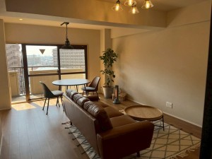 和泉市和気町、マンションの居間画像です