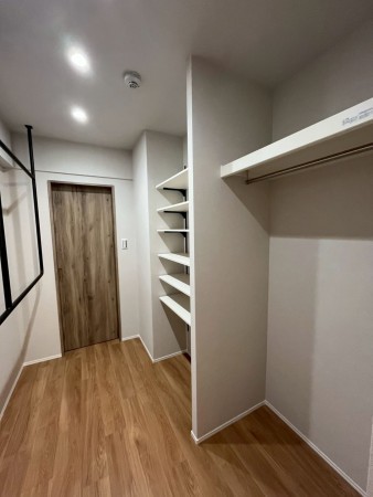 和泉市和気町、マンションの収納画像です