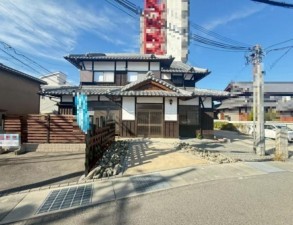 和泉市肥子町、中古一戸建ての画像です