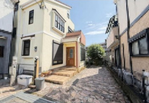 和泉市唐国町、中古一戸建ての画像です