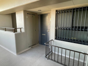 和泉市小田町、マンションの画像です