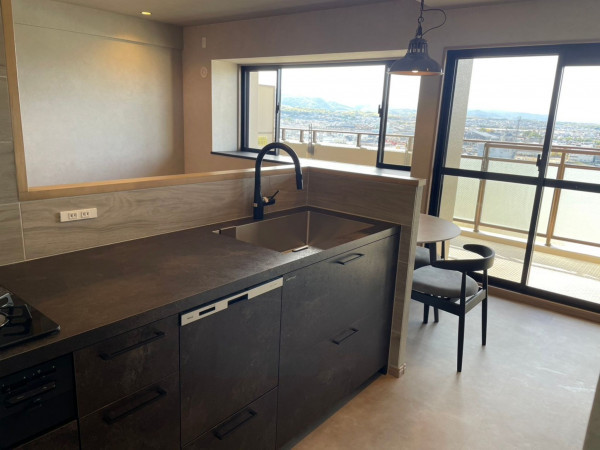 和泉市小田町、マンションの画像です