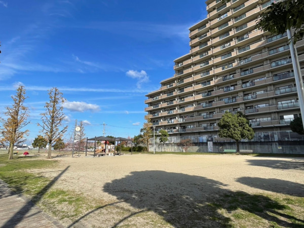 和泉市小田町、マンションの画像です