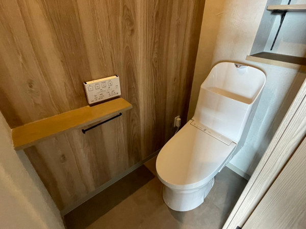 和泉市小田町、マンションのトイレ画像です