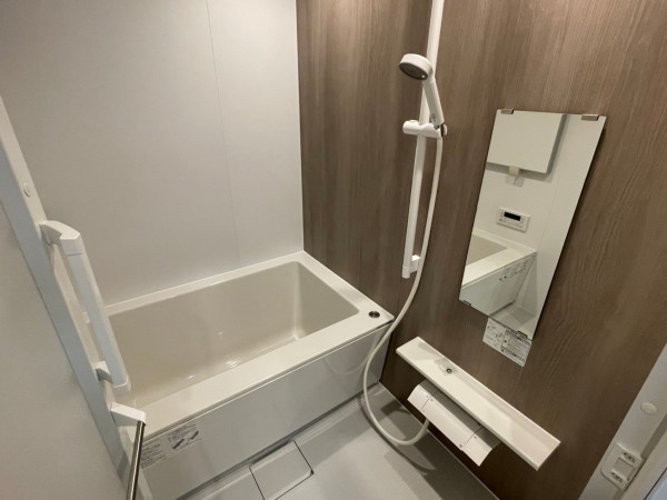 和泉市小田町、マンションの風呂画像です