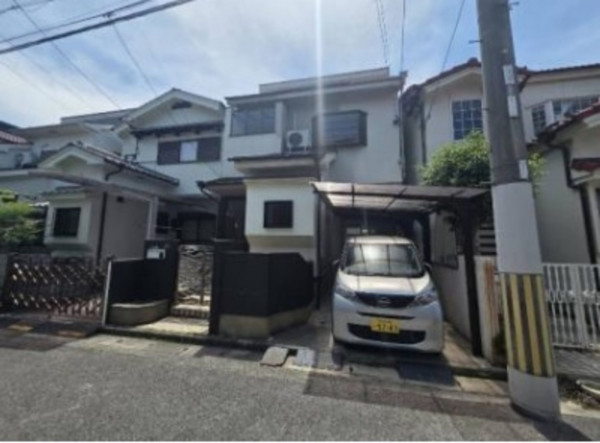 和泉市府中町、中古一戸建ての画像です