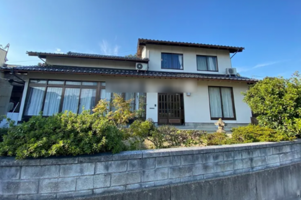 出雲市上塩冶町、中古一戸建ての画像です