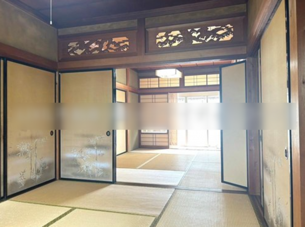 出雲市高岡町、中古一戸建ての画像です