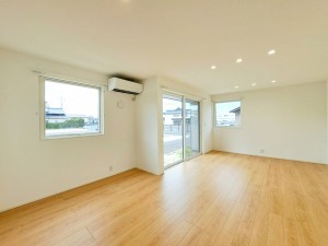 出雲市斐川町上直江、新築一戸建ての画像です