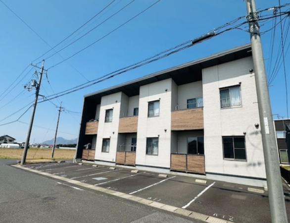出雲市斐川町併川、収益物件/アパートの画像です