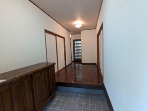 出雲市稗原町、中古一戸建ての画像です