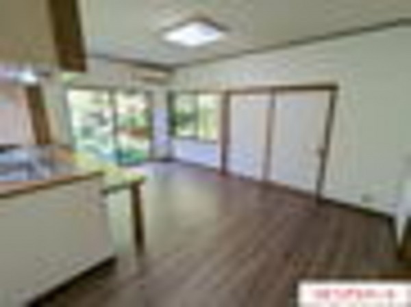 出雲市稗原町、中古一戸建ての画像です