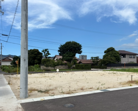 出雲市塩冶町、土地の画像です