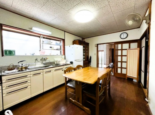 出雲市中野町、中古一戸建ての画像です