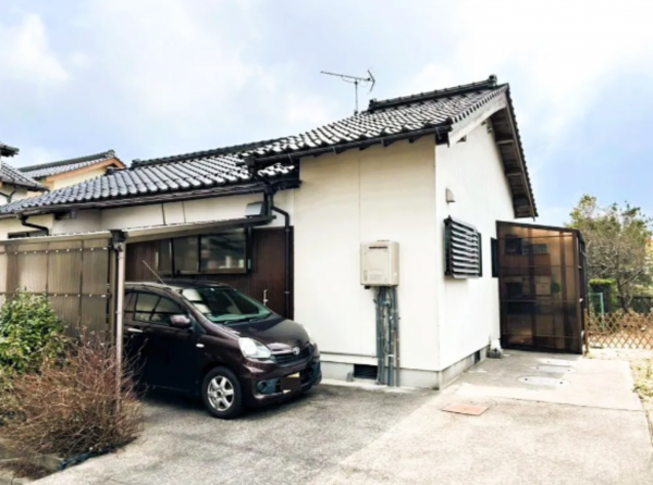 出雲市中野町、中古一戸建ての画像です