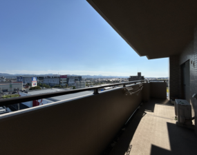 出雲市渡橋町、マンションの画像です