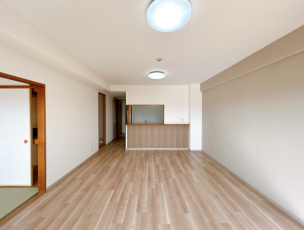 出雲市渡橋町、マンションの画像です