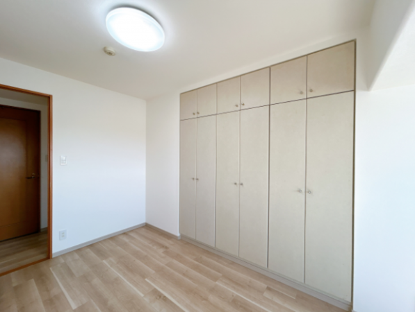 出雲市渡橋町、マンションの画像です