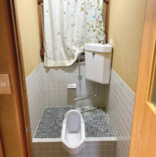 出雲市大津町、中古一戸建てのトイレ画像です