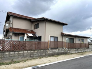 出雲市荒茅町、中古一戸建ての外観画像です