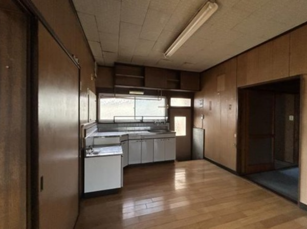出雲市小山町、中古一戸建てのキッチン画像です