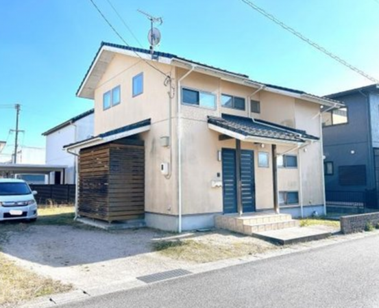 出雲市斐川町直江、中古一戸建ての外観画像です
