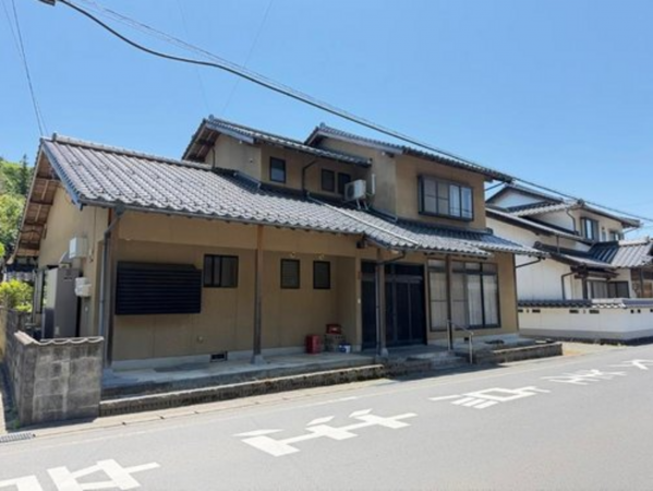 出雲市西神西町、中古一戸建ての画像です