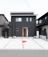 出雲市大津町、中古一戸建ての外観画像です