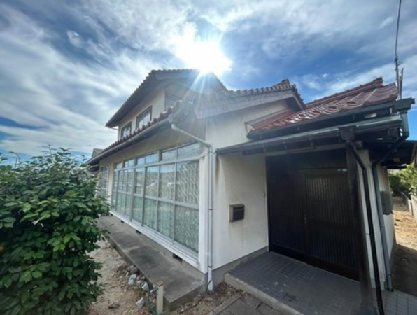 出雲市上塩冶町、中古一戸建ての画像です