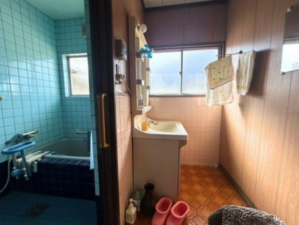 出雲市上塩冶町、中古一戸建ての画像です