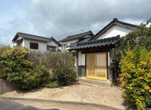 出雲市里方町、中古一戸建ての画像です