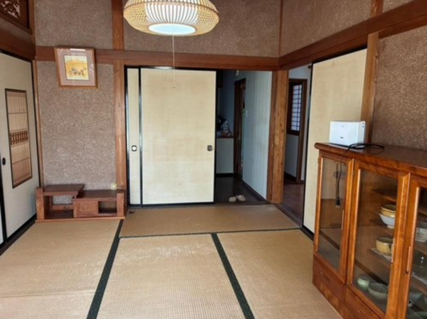 出雲市里方町、中古一戸建ての画像です