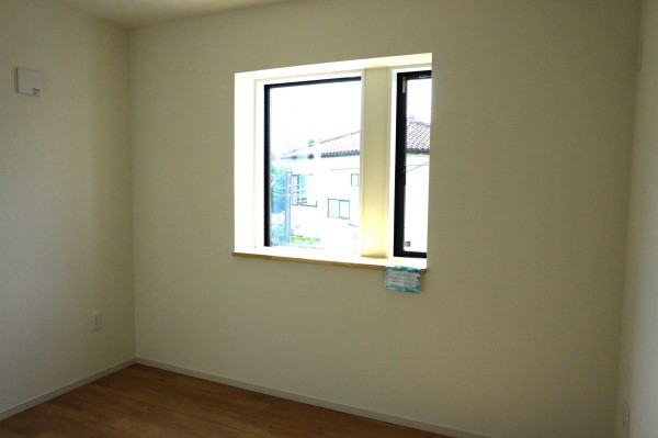 草加市青柳、新築一戸建ての寝室画像です