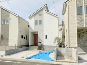 草加市清門、新築一戸建ての外観画像です