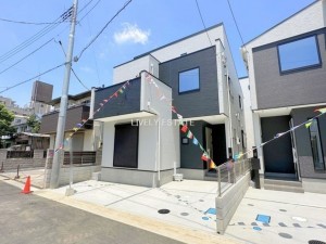 草加市旭町、新築一戸建ての外観画像です