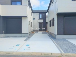 越谷市花田、新築一戸建ての外観画像です